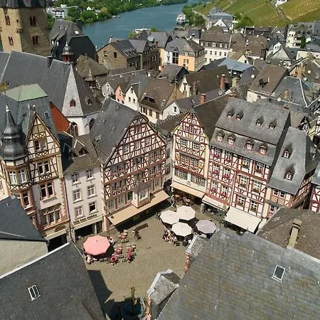 Mit Whirlpool Und Sauna Holiday home *